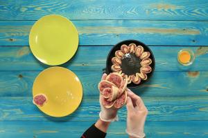 Пирог «Хризантема» с мясной начинкой: простой рецепт кулинарного шедевра Дрожжевой пирог хризантема с фаршем